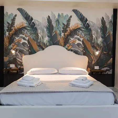 Paradise House Naples