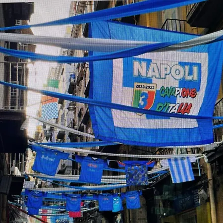 Hub Station Apartment Naples