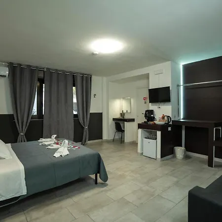 Small Luxury *