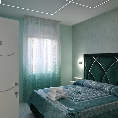Bebsantaniellohouse1 *