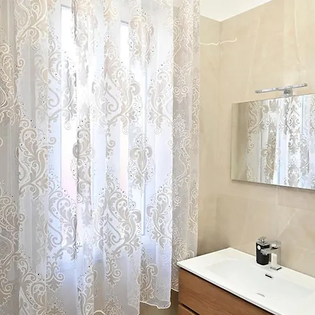 Bebsantaniellohouse1 *