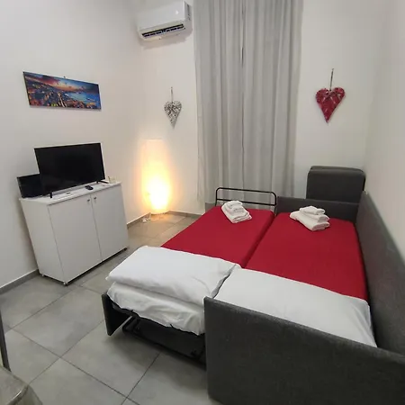 Na' Stanza In Piazza Apartment *