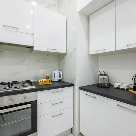 Apartment Marcellino Comfort House By Napoliapartments *