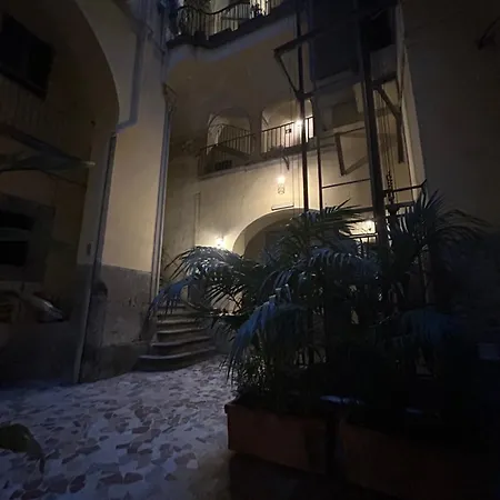 Apartment Anni Chiaia