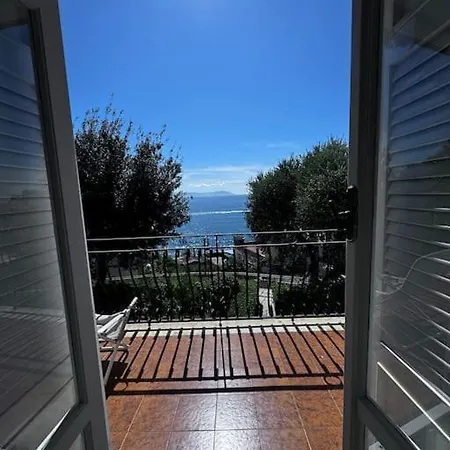 Casa vacanze Marechiaro Ibiscus *