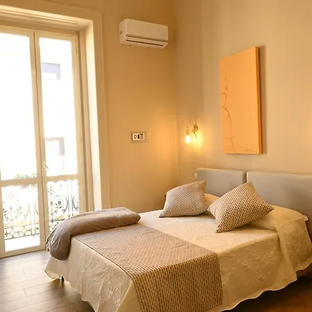 Ta-49 Bed E Breakfast Bed and breakfast Nápoles