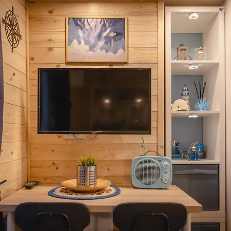 Tiny House - Boat Apartment