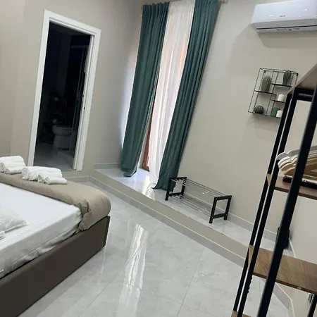 Bed & Breakfast Royal Dream *