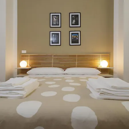 Frankie Sweet Bed & Breakfast *