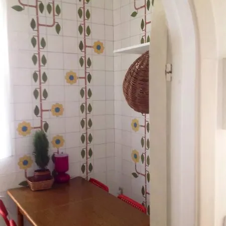 A Due Passi Da Tutto Apartment *
