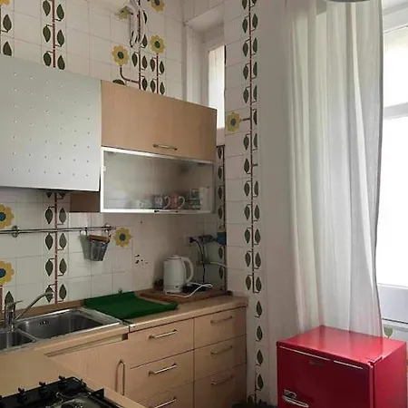 A Due Passi Da Tutto Apartment Naples