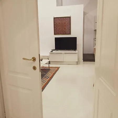 Relais Piazza Dei Martiri * Napoli