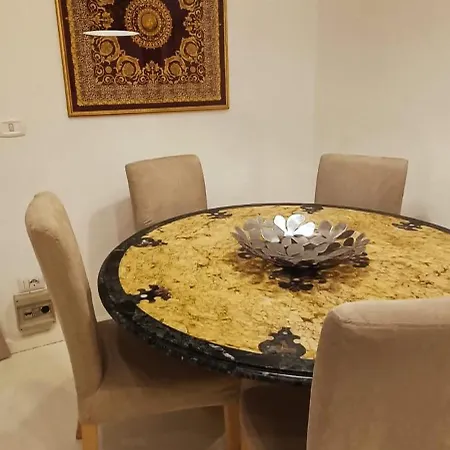 Bed & Breakfast Relais Piazza Dei Martiri *