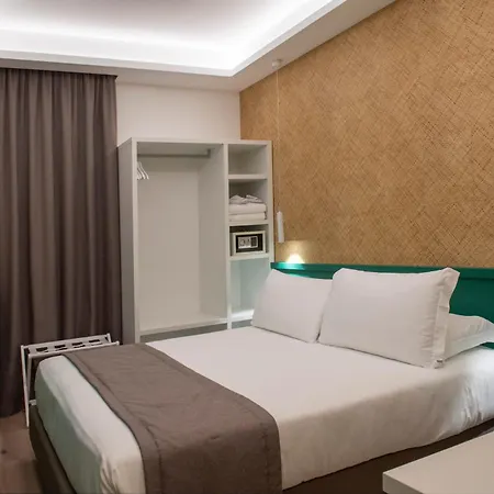 Otel Smart 4*