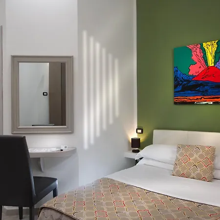 Residenza Suarez * Naples