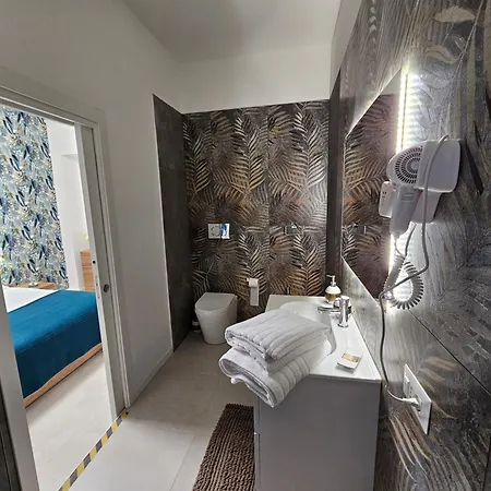Erminia Naples