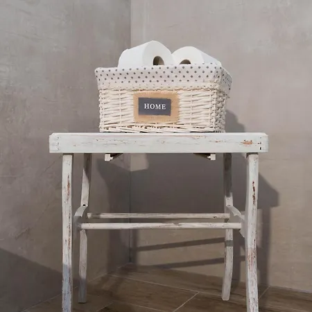 Apartment Aparthotel In Pieno Centro Storico Naples