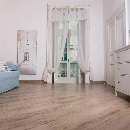 Apartment Aparthotel In Pieno Centro Storico *
