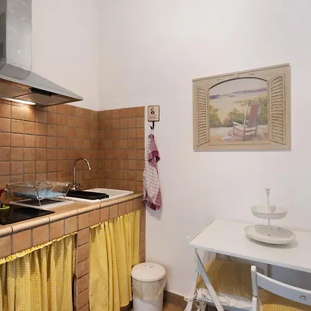 Apartment Aparthotel In Pieno Centro Storico *
