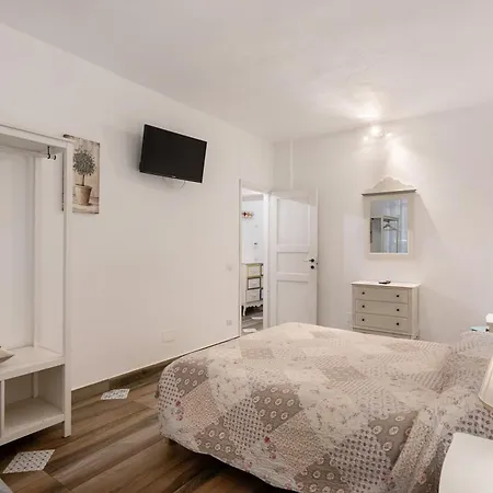 Aparthotel In Pieno Centro Storico Apartment *