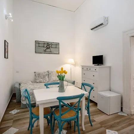Aparthotel In Pieno Centro Storico Apartment