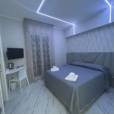 Bebsantaniellohouse1 Bed & Breakfast *