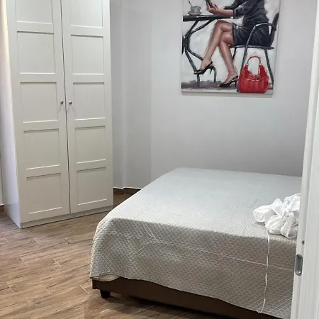 Miranda's House Apartment *