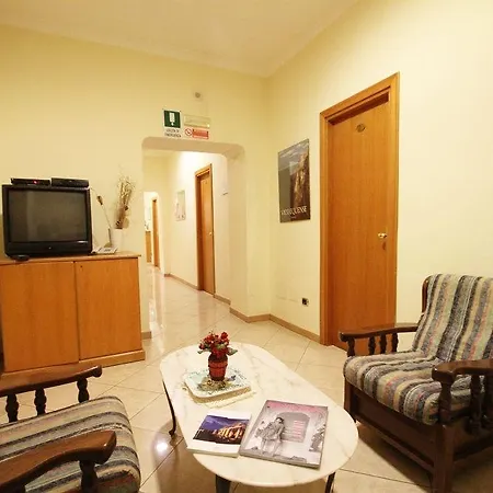 Zara Hotel Neapel
