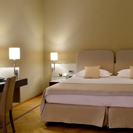 Hotel Palazzo Esedra Naples