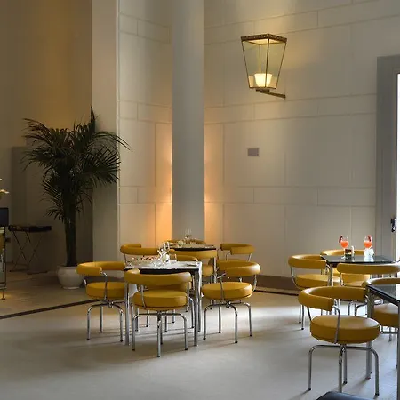 Palazzo Esedra Hotel Naples