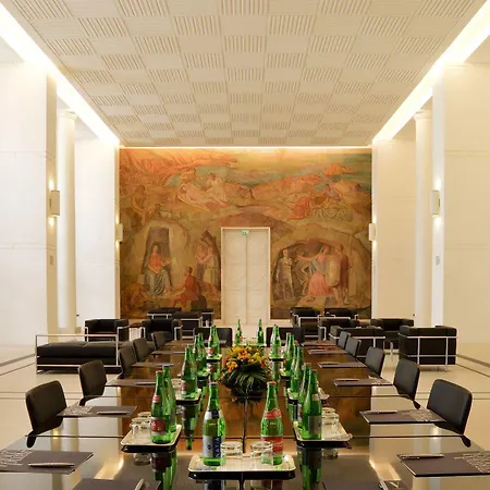 Palazzo Esedra 4*