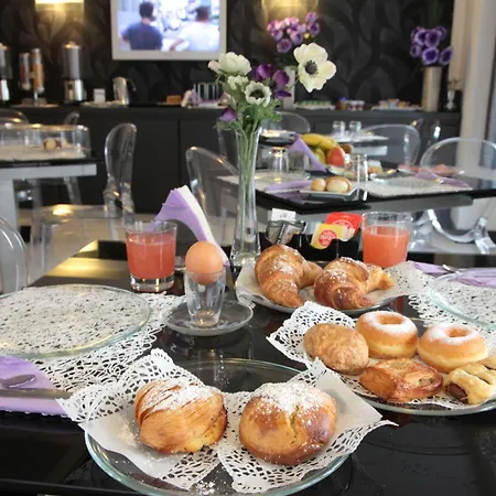 Hotel Golden Napoli