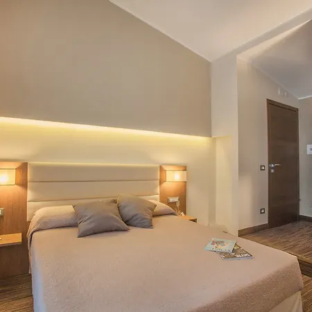 Frühstückspension Dimora San Felice 3*