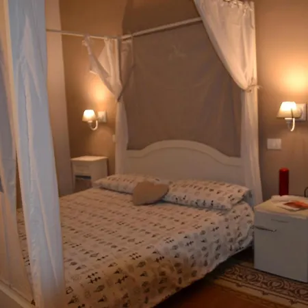 Couette-café Napul'art