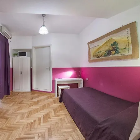 Cappella Vecchia 11 3* Napoli