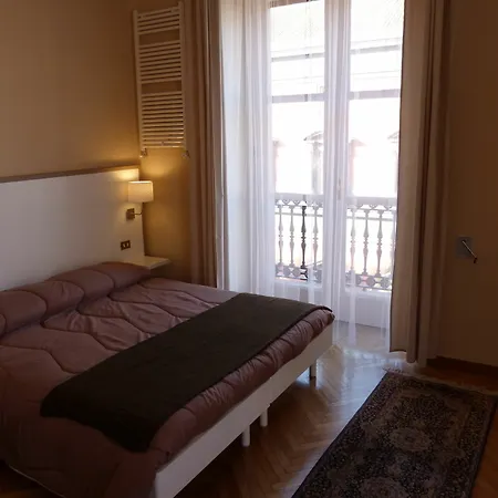 Konukevi Il Ventre Di 