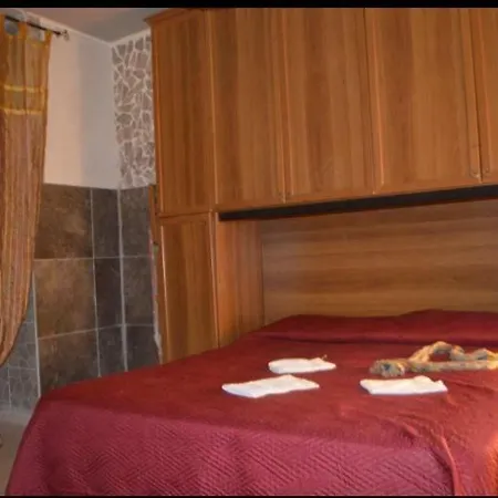 La Casa Di Toto Napoli