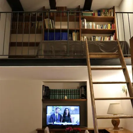 Palazzo Solimena בית הארחה *