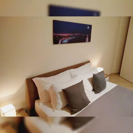 Napolithouse Apartment