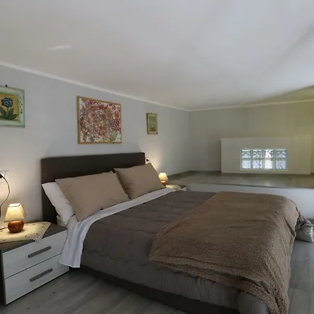 Rosa Appartement Napels