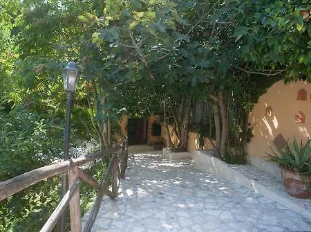 La Nave Nocleg ze śniadaniem