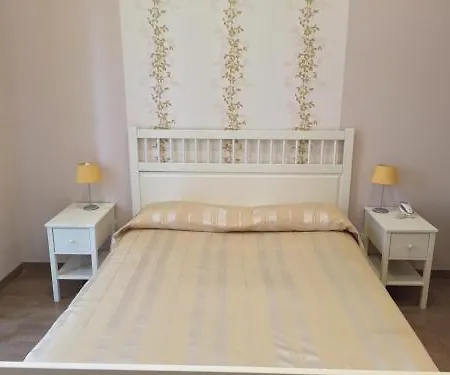 Bed & Breakfast Sanfelice Centro Storico 3*