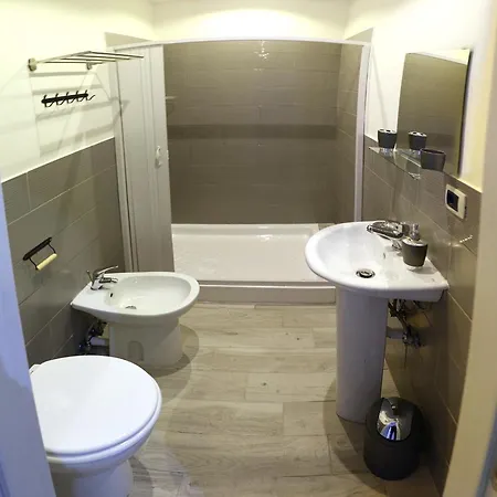 Re Carlo Guest house Naples