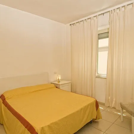 San Giacomo 32 Aparthotel Napoli