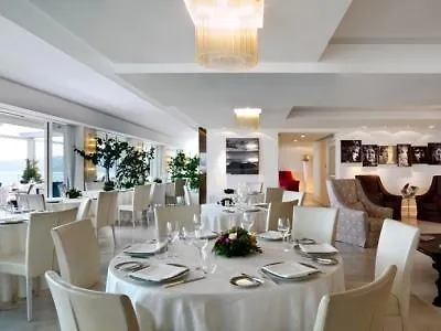 Grand Vesuvio Hotel