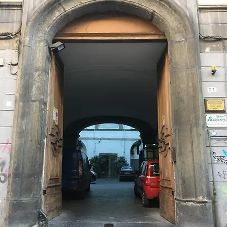 Bed & Breakfast Costantinapoli 27 3*