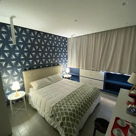 Nocleg ze śniadaniem 2b Fifteen Floor