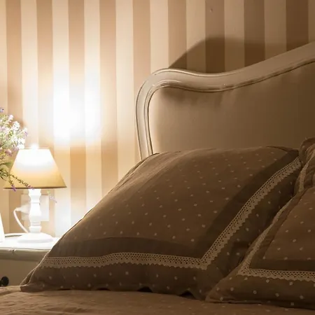 Bed & Breakfast In San Domenico Maggiore 3