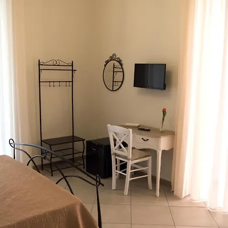 Bed & Breakfast La Rosa Dei Venti Naples