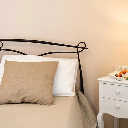 La Rosa Dei Venti Bed & Breakfast *